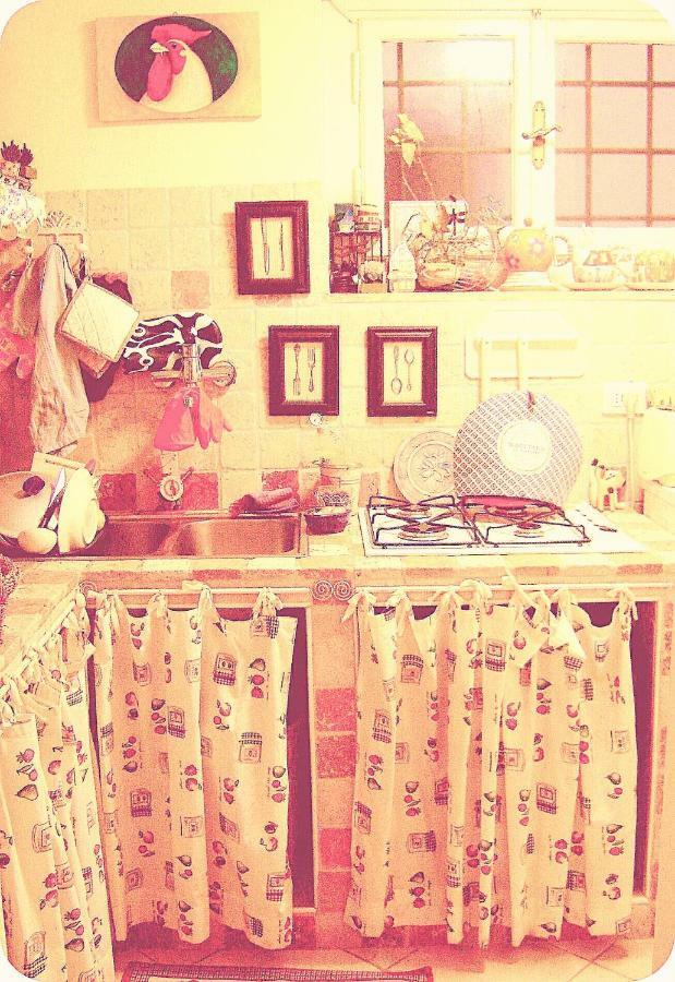 Apartamento Hand Decorated House With Court